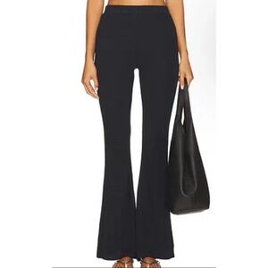 NWT 525 america Revolve black Flare Leggings Stretch pants SMALL